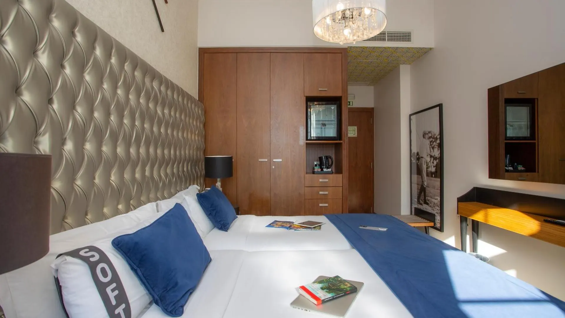 Casual Belle Epoque Lisboa Hotel 4*, Lisbon