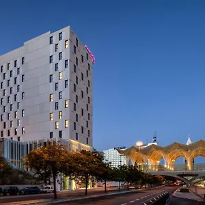 3* Hotell Moxy Oriente