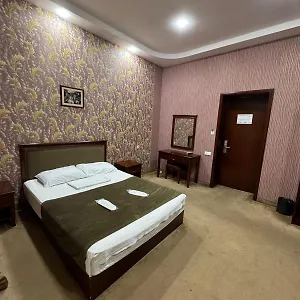 https://house-jaba.alltbilisihotels.com
